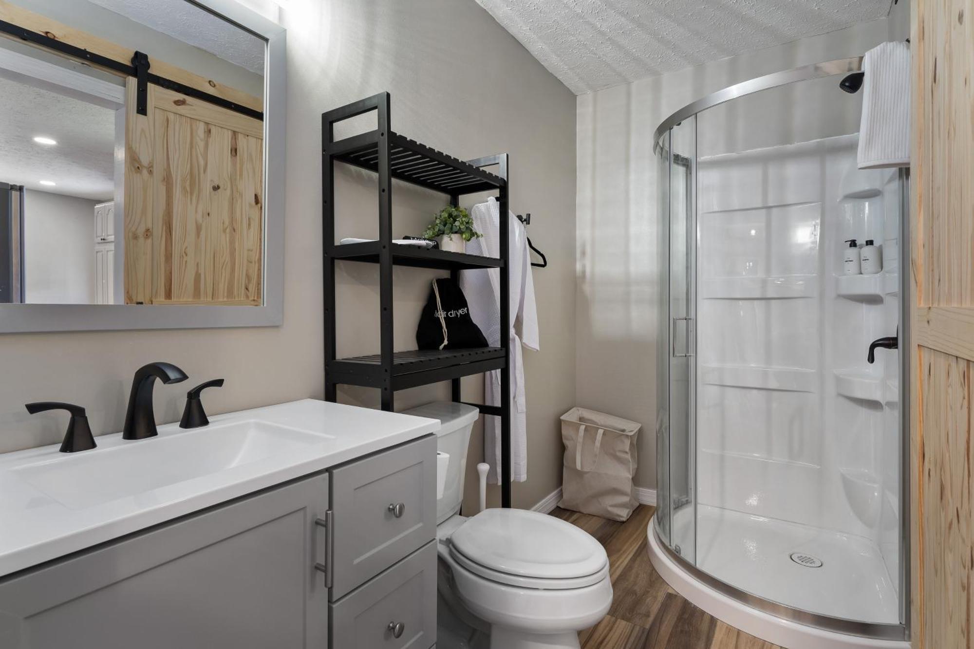 Spacious Cabin Near Hocking Hills And Caves With Hot Tub And Firepit Laurelville Exterior foto