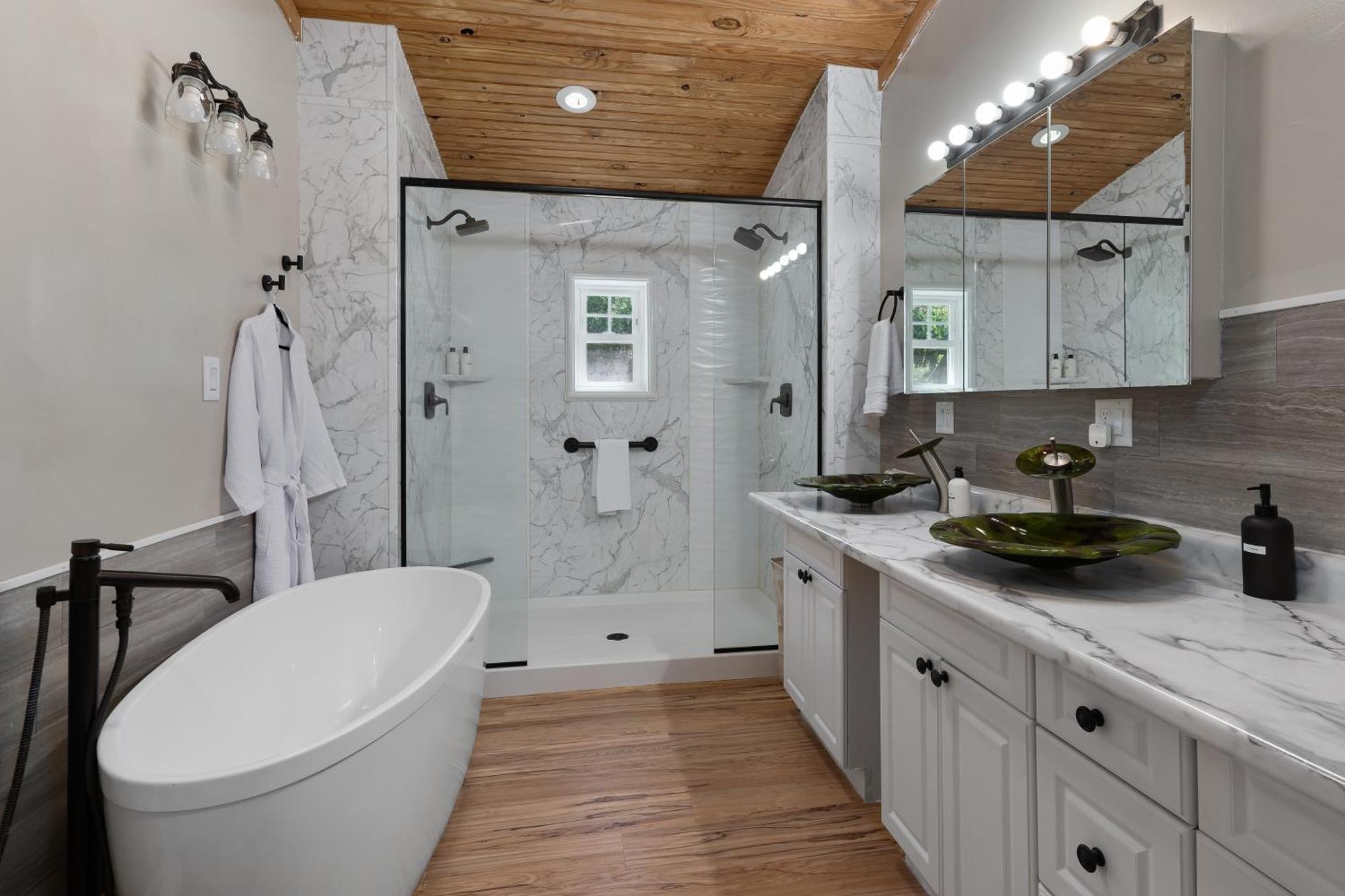 Spacious Cabin Near Hocking Hills And Caves With Hot Tub And Firepit Laurelville Exterior foto