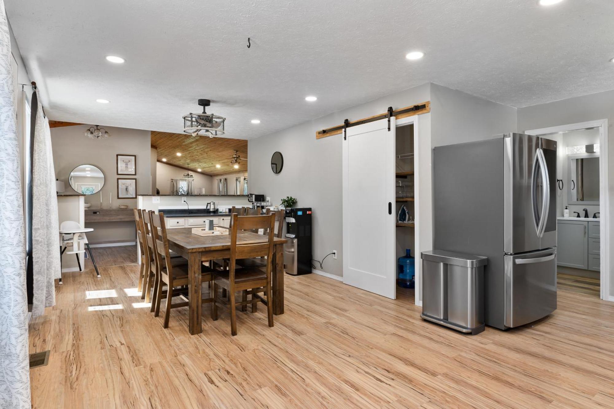 Spacious Cabin Near Hocking Hills And Caves With Hot Tub And Firepit Laurelville Exterior foto