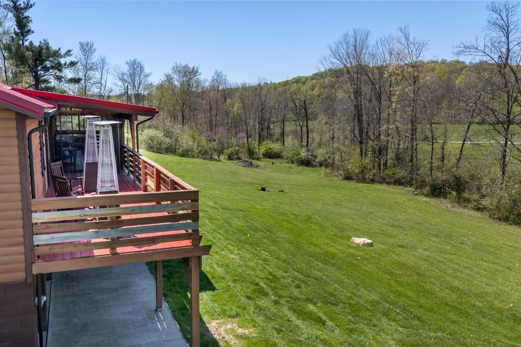 Spacious Cabin Near Hocking Hills And Caves With Hot Tub And Firepit Laurelville Exterior foto